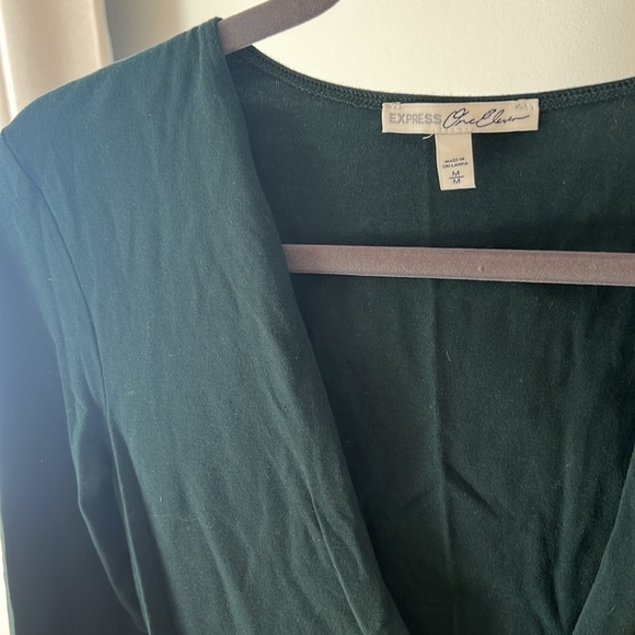 Express low-cut bodysuit - Picture 2 of 3